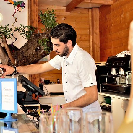 Residence Villa Andrea マリーナ・ディ・カメロータ エクステリア 写真