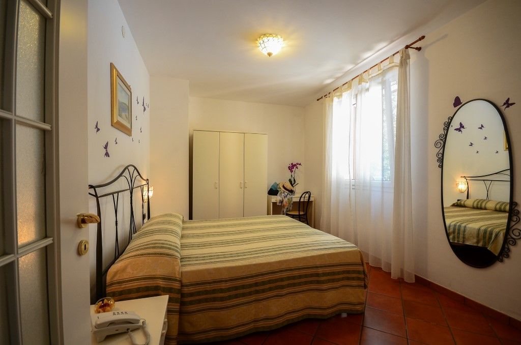 Residence Villa Andrea マリーナ・ディ・カメロータ エクステリア 写真
